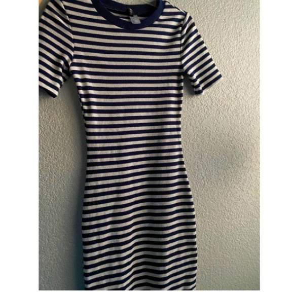 H&M White And Navy Blue Striped Bodycon Dress - Picture 1 of 2